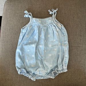 One piece for the perfect day of summer